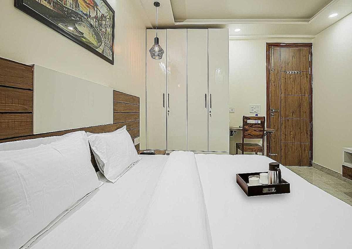 Hotel Maharaja Palace Gurgaon Zewnętrze zdjęcie