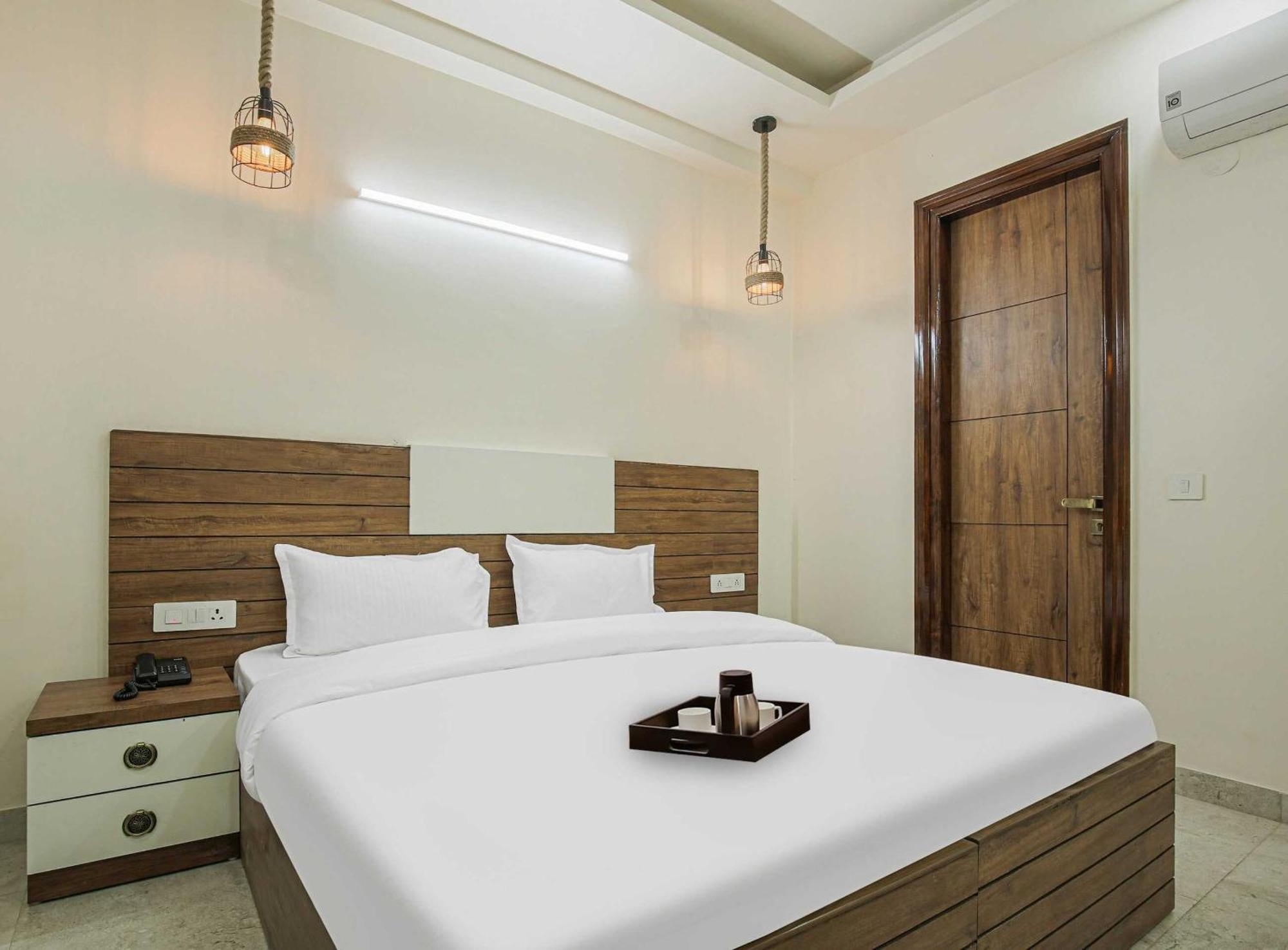 Hotel Maharaja Palace Gurgaon Zewnętrze zdjęcie